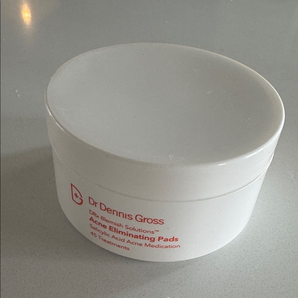 Dr Dennis Gross Acne Treatment Pads - White